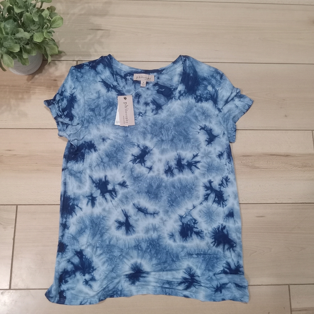 NWT Philosophy Tie Dyed V-neck Soft Tee Size Small Oversized